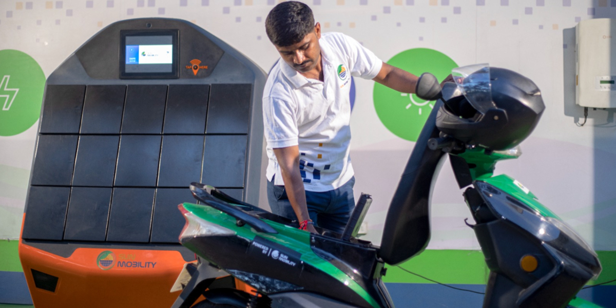 Troca de baterias de motociclos Sun Mobility