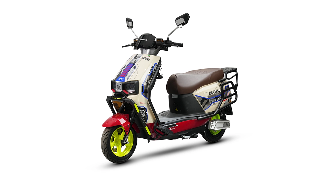 1200w-60v-electric-delivery-scooter-front-angle